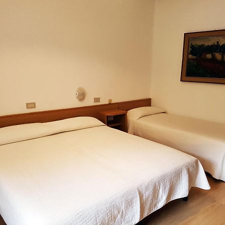 Albergo Miralaghi Padergnone Номер фото