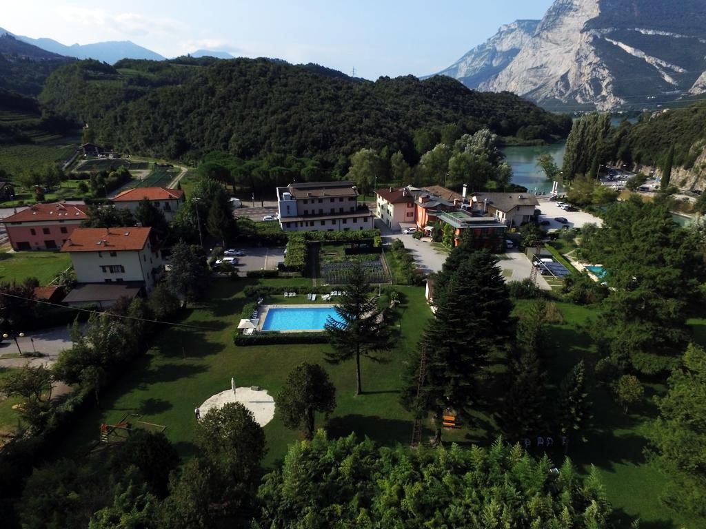 Albergo Miralaghi Padergnone Экстерьер фото